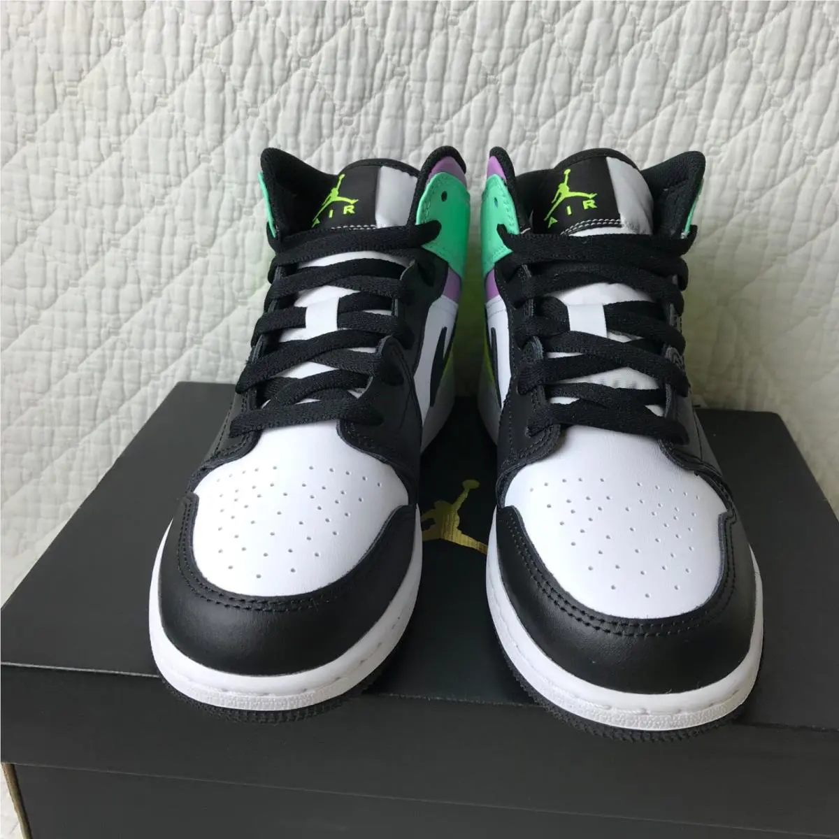 Nike shoes - Jordan Air 1 Mid GS - White/Black-Volt Green Glow 3