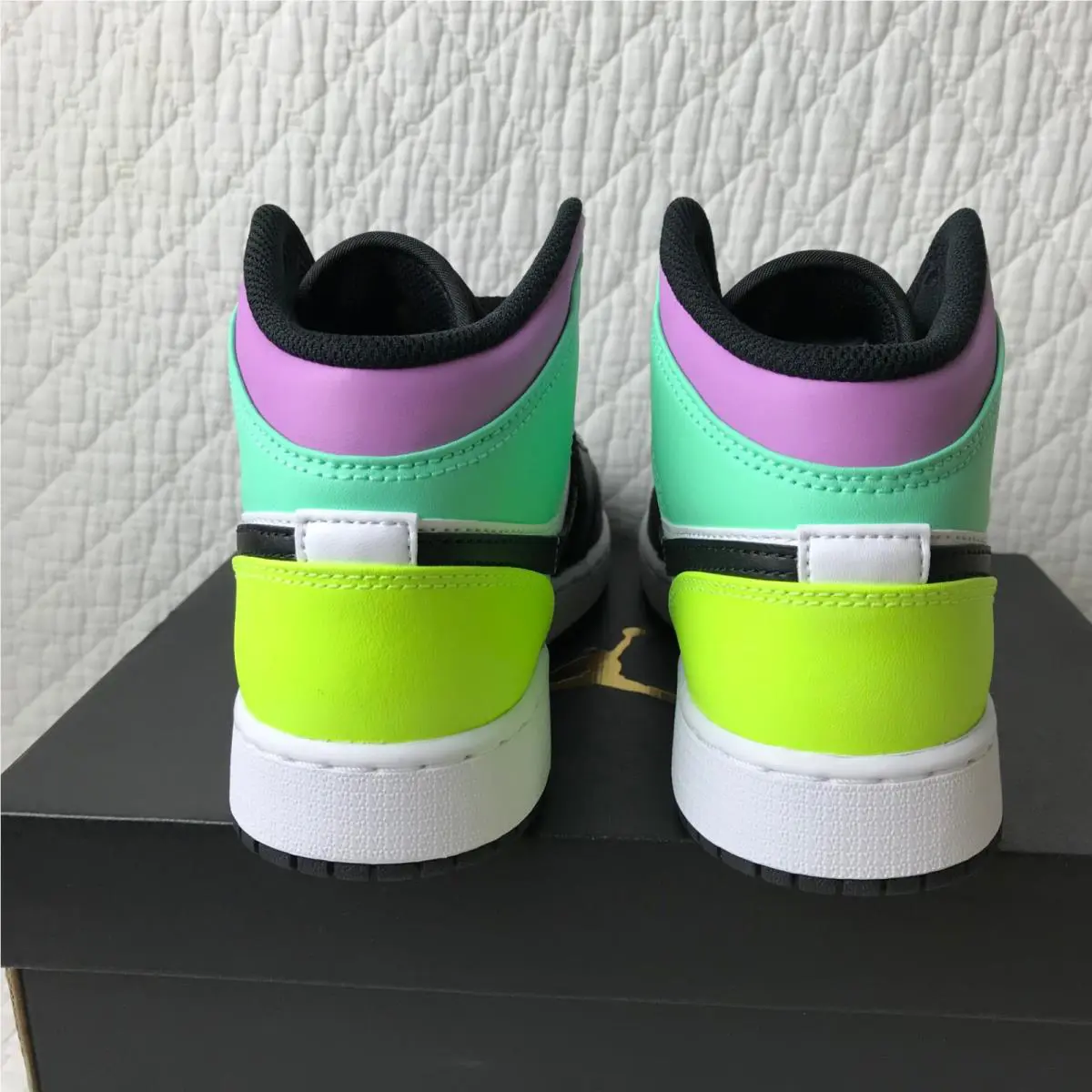 Nike shoes - Jordan Air 1 Mid GS - White/Black-Volt Green Glow 4