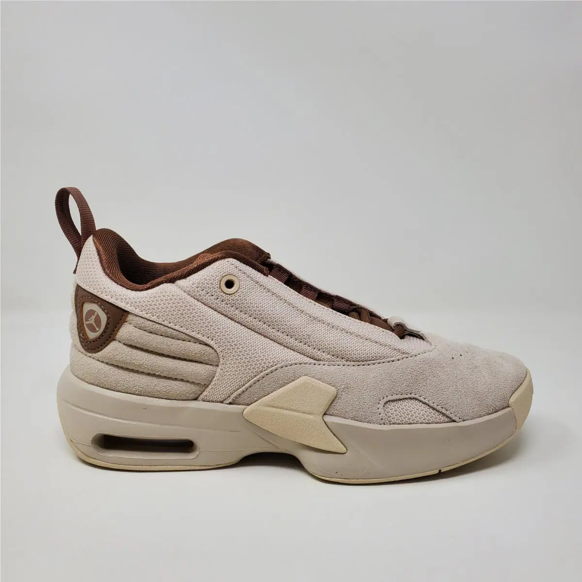 Nike shoes - Jordan Max Aura 6 - Max Aura - FQ7943-200 - Brown 2
