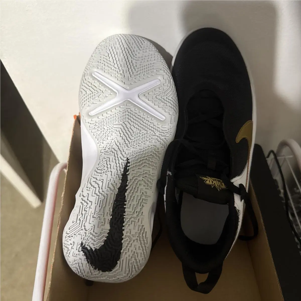 Nike shoes - Nike Team Hustle D10 - Team Hustle - Black 1