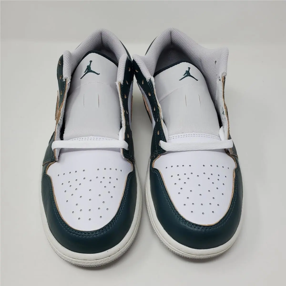 Nike shoes - Air Jordan 1 Low SE - FQ7687-300 - Green 0