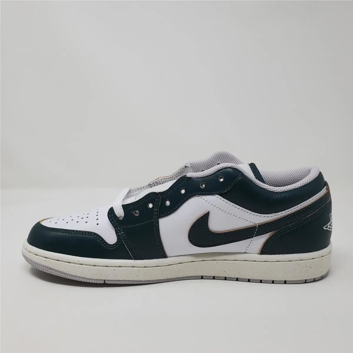 Nike shoes - Air Jordan 1 Low SE - FQ7687-300 - Green 7