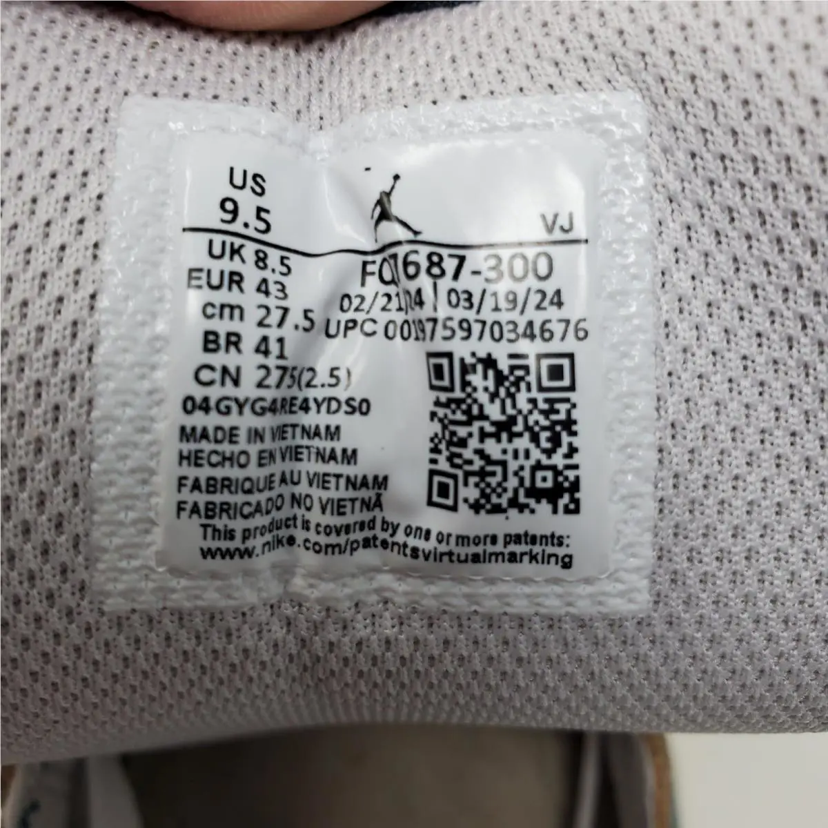 Nike shoes - Air Jordan 1 Low SE - FQ7687-300 - Green 8