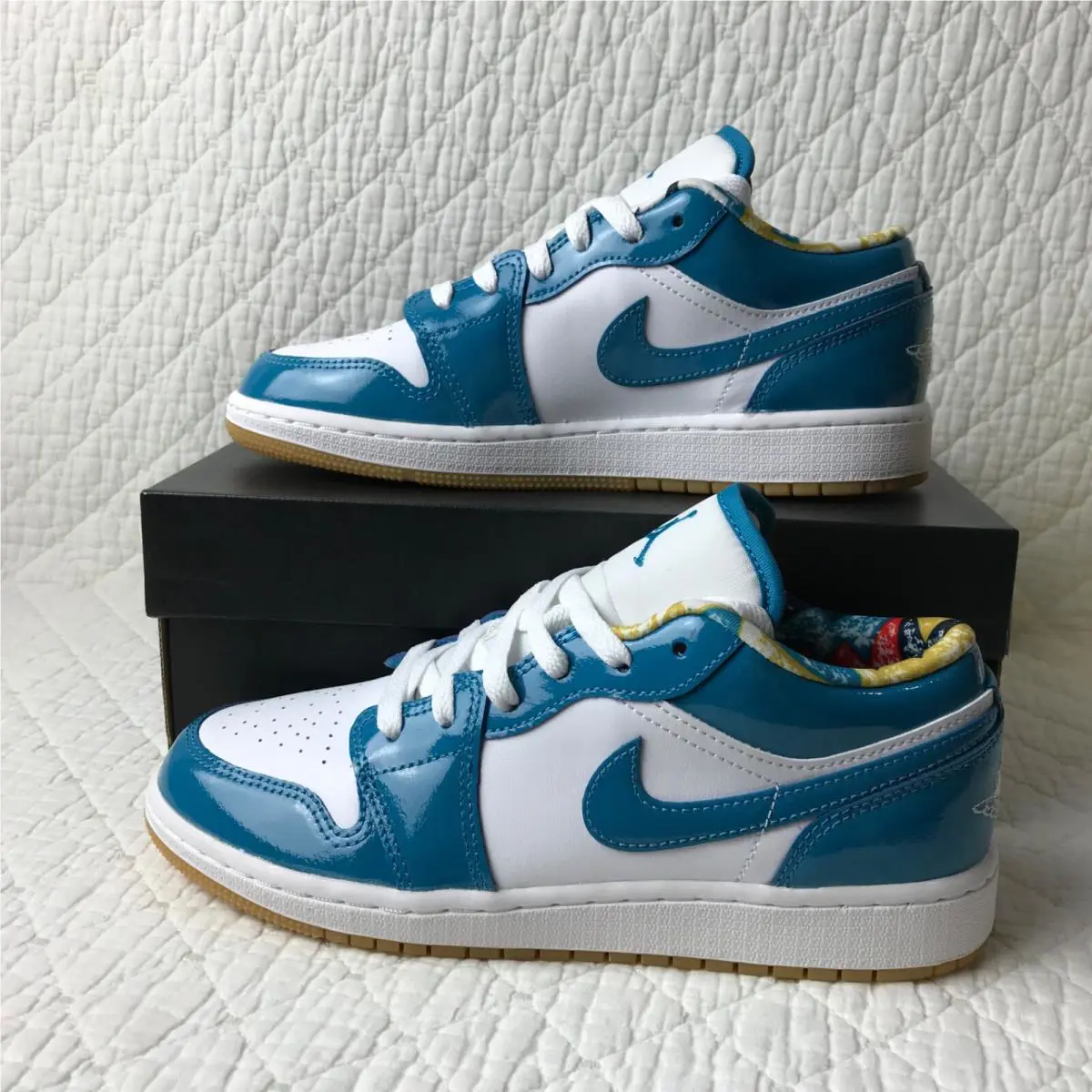 Nike shoes - Air Jordan 1 Low - Air Low - DM0589-400 - White 1