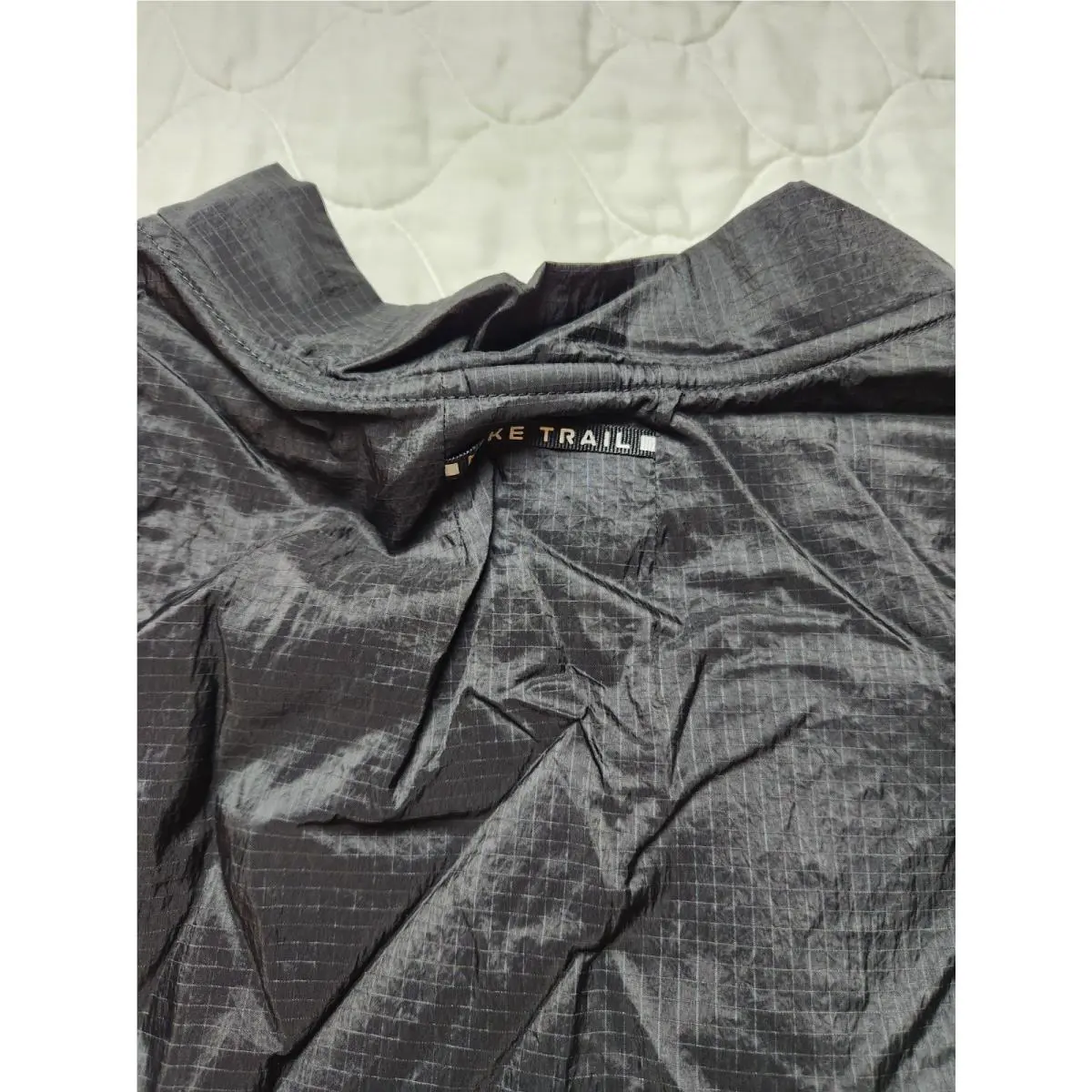 Nike clothing - Nike Trail Aireez - Trail Aireez - FN4004010 - Black (UPC: 0197594132887) 8