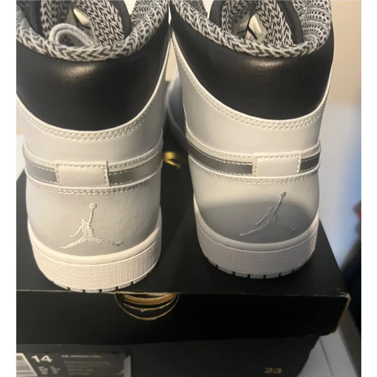 Nike shoes - Nike Air Jordan 1 - Air - 554724-032 - Gray 1