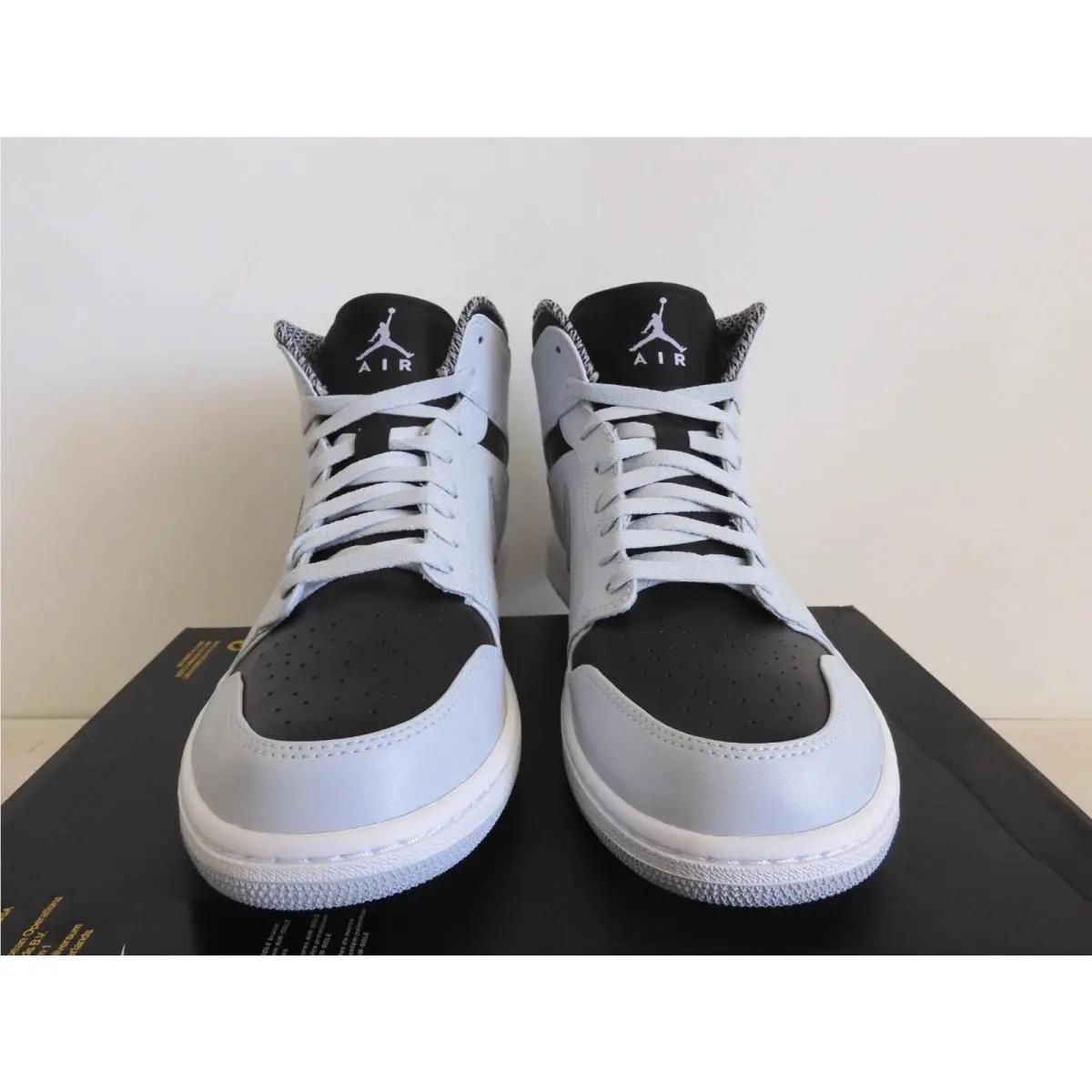 Nike shoes - Air Jordan 1 Mid - Air Mid - 554724-032 - Gray (UPC: 886550825887) 2