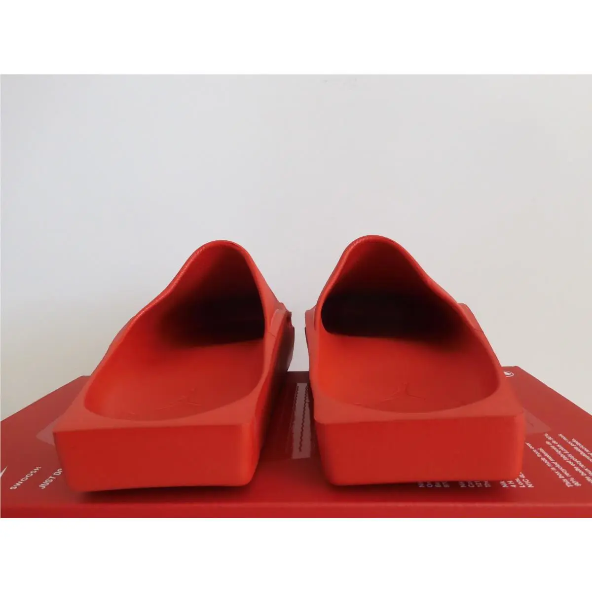 Nike shoes - Jordan Slide - Slide - Red (UPC: 1961560601009) 2