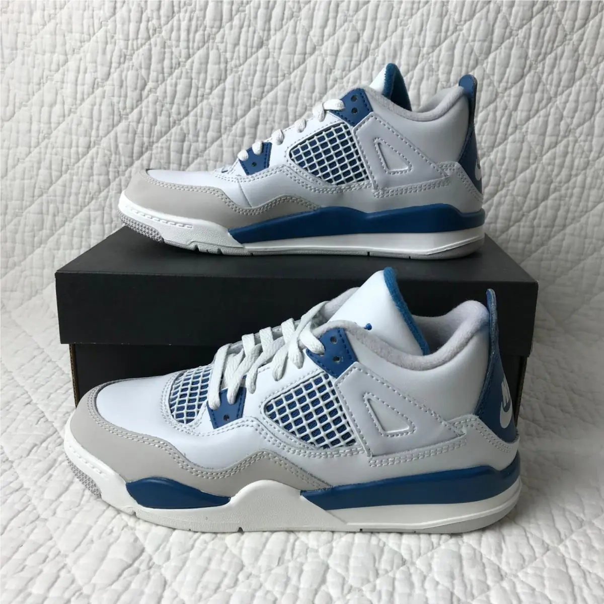 Nike shoes - Jordan 4 Retro - Retro - BQ7669-141 - Off White/Military Blue 1