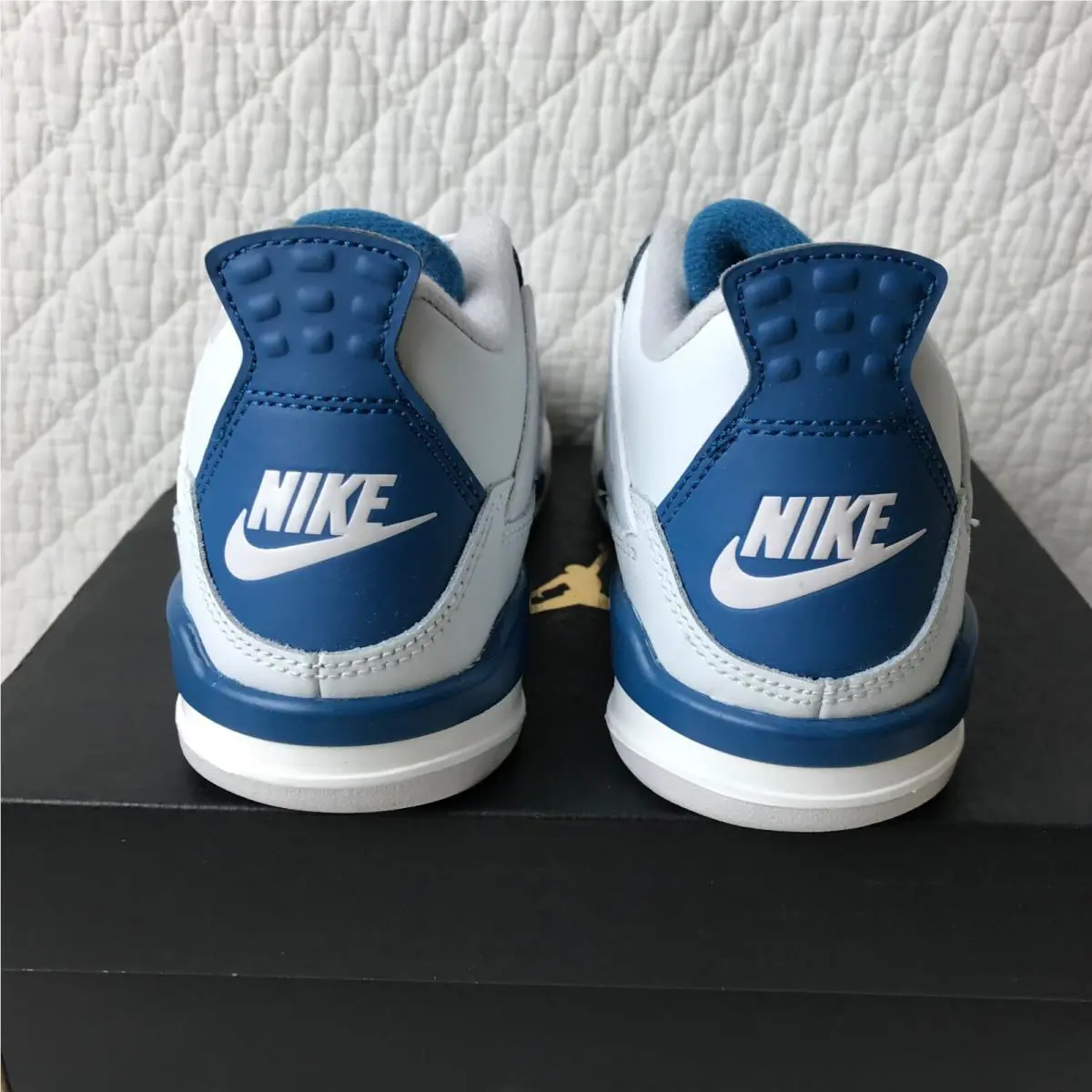 Nike shoes - Jordan 4 Retro - Retro - BQ7669-141 - Off White/Military Blue 4