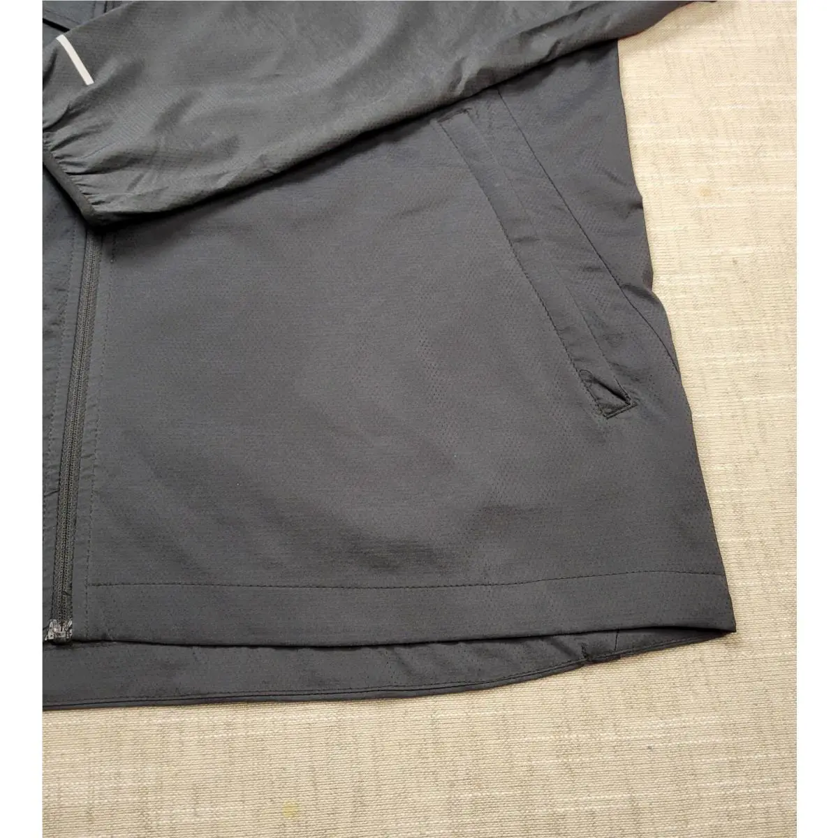 Nike clothing - Nike Windrunner - Windrunner - FB7540-010 - Black Silver 4