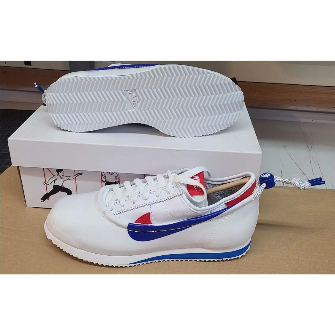 Nike shoes - White 5