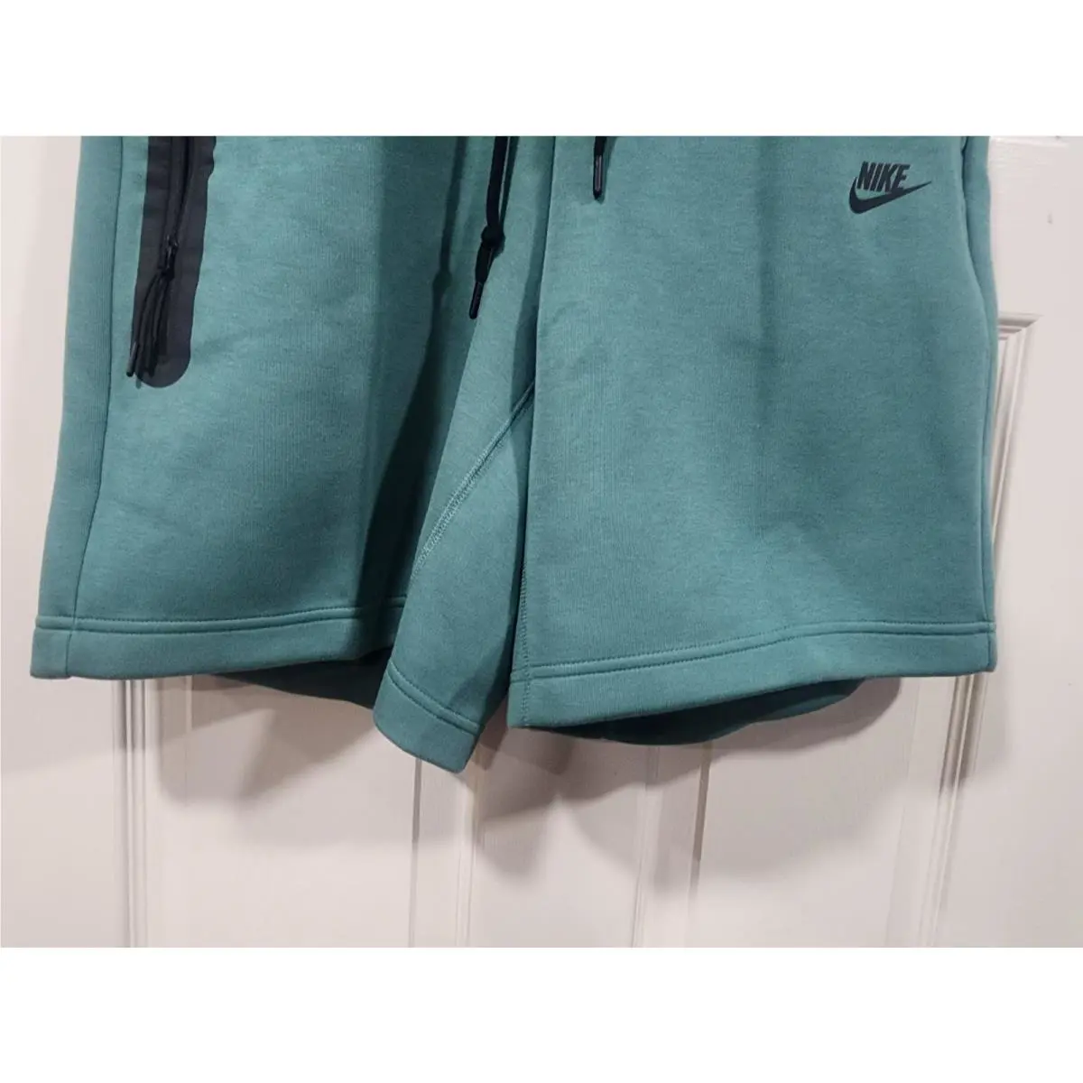 Nike clothing - Nike NSW Tech Fleece Shorts - FB8171-361 - Green 3