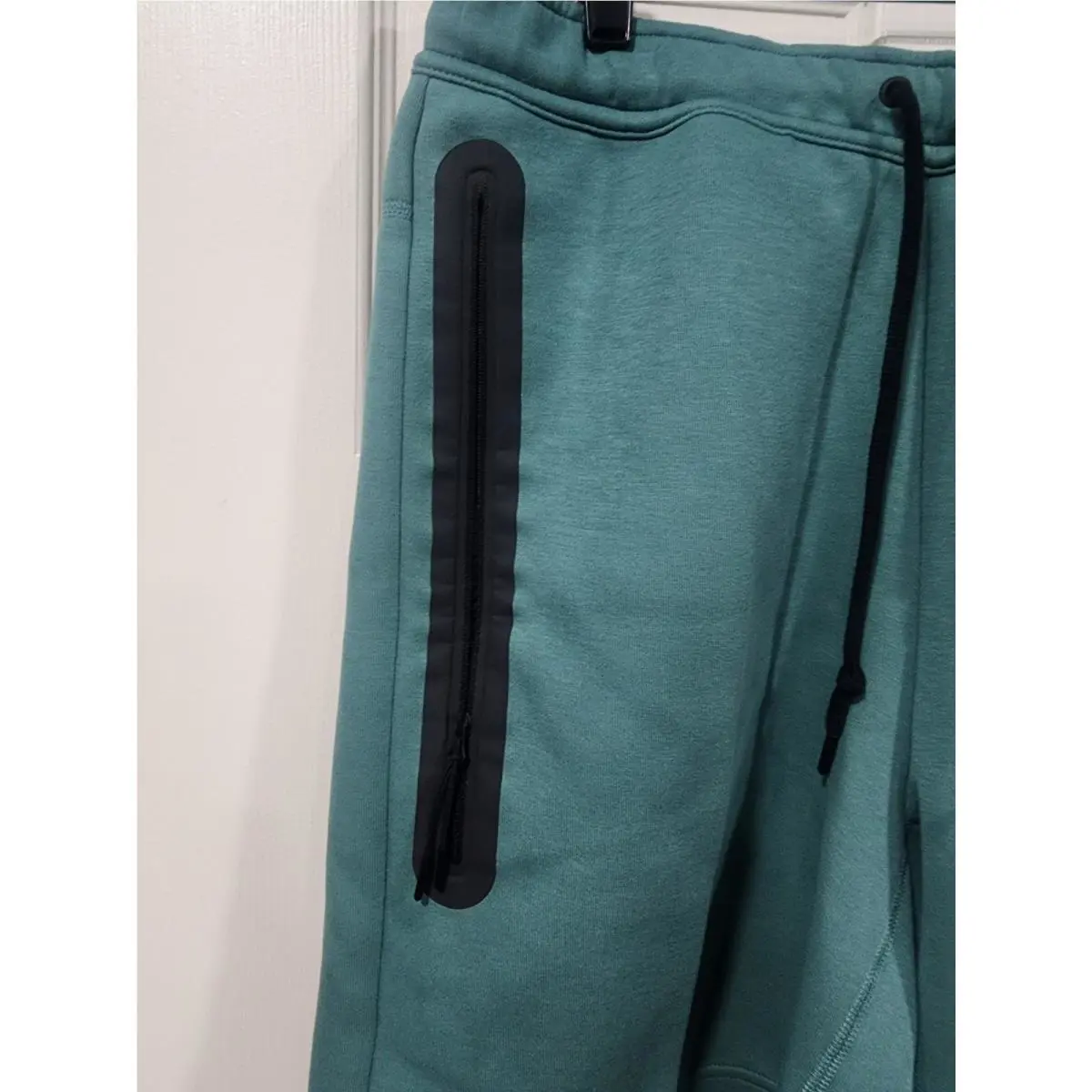 Nike clothing - Nike NSW Tech Fleece Shorts - FB8171-361 - Green 0