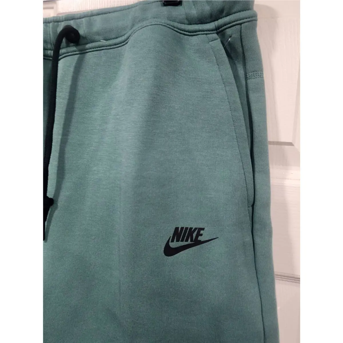 Nike clothing - Nike NSW Tech Fleece Shorts - FB8171-361 - Green 1