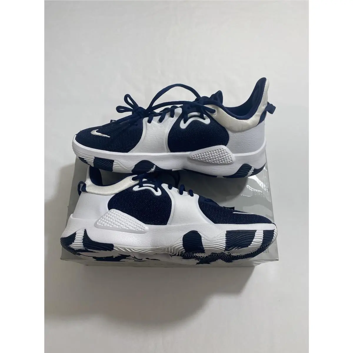 Nike shoes - DA7758401 - DA7758-401 - White (UPC: 0195238592080) 2