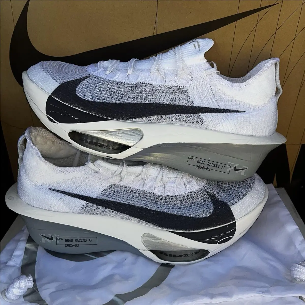 Nike shoes - Nike Air Zoom Alphafly - Air Zoom Alphafly - FD8311-101 - White 0