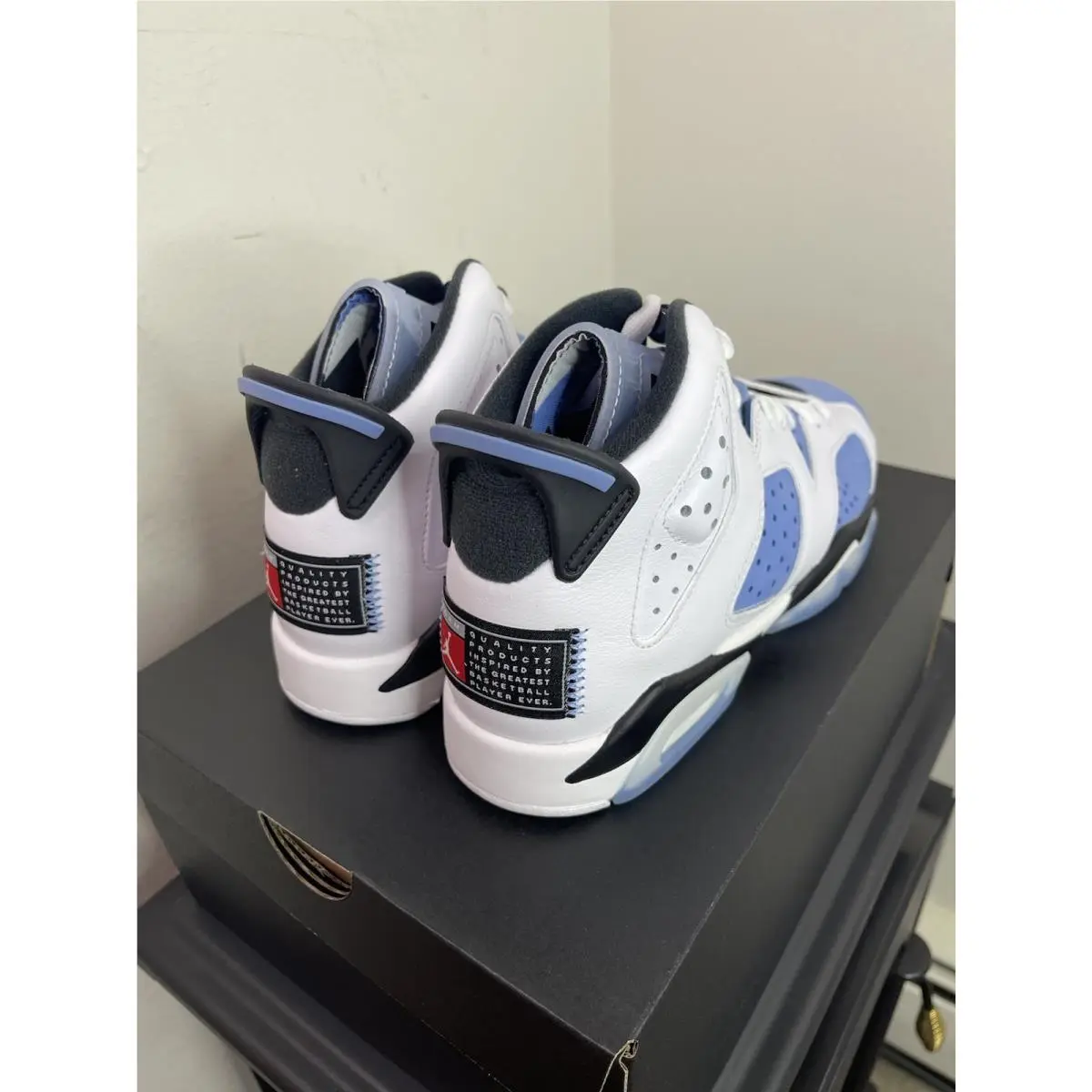Nike shoes - Air Jordan 6 - Air - 384665-410 - Blue 2
