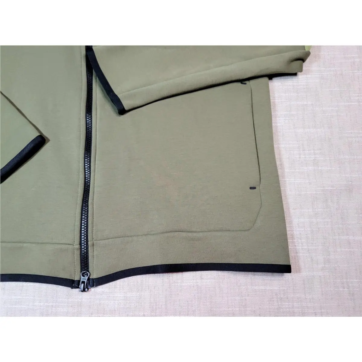 Nike clothing - CU4489-334 - CU4489-334 - Olive Green 3