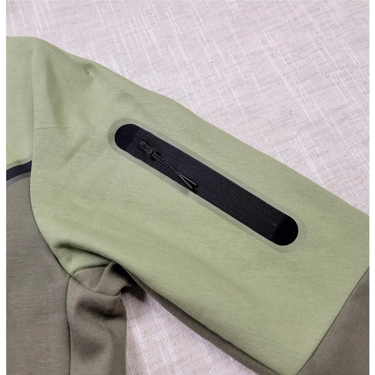 Nike clothing - CU4489-334 - CU4489-334 - Olive Green 4