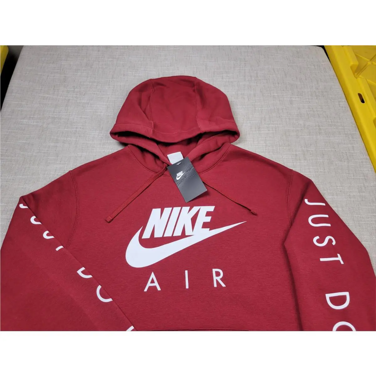 Nike clothing - Red White 1