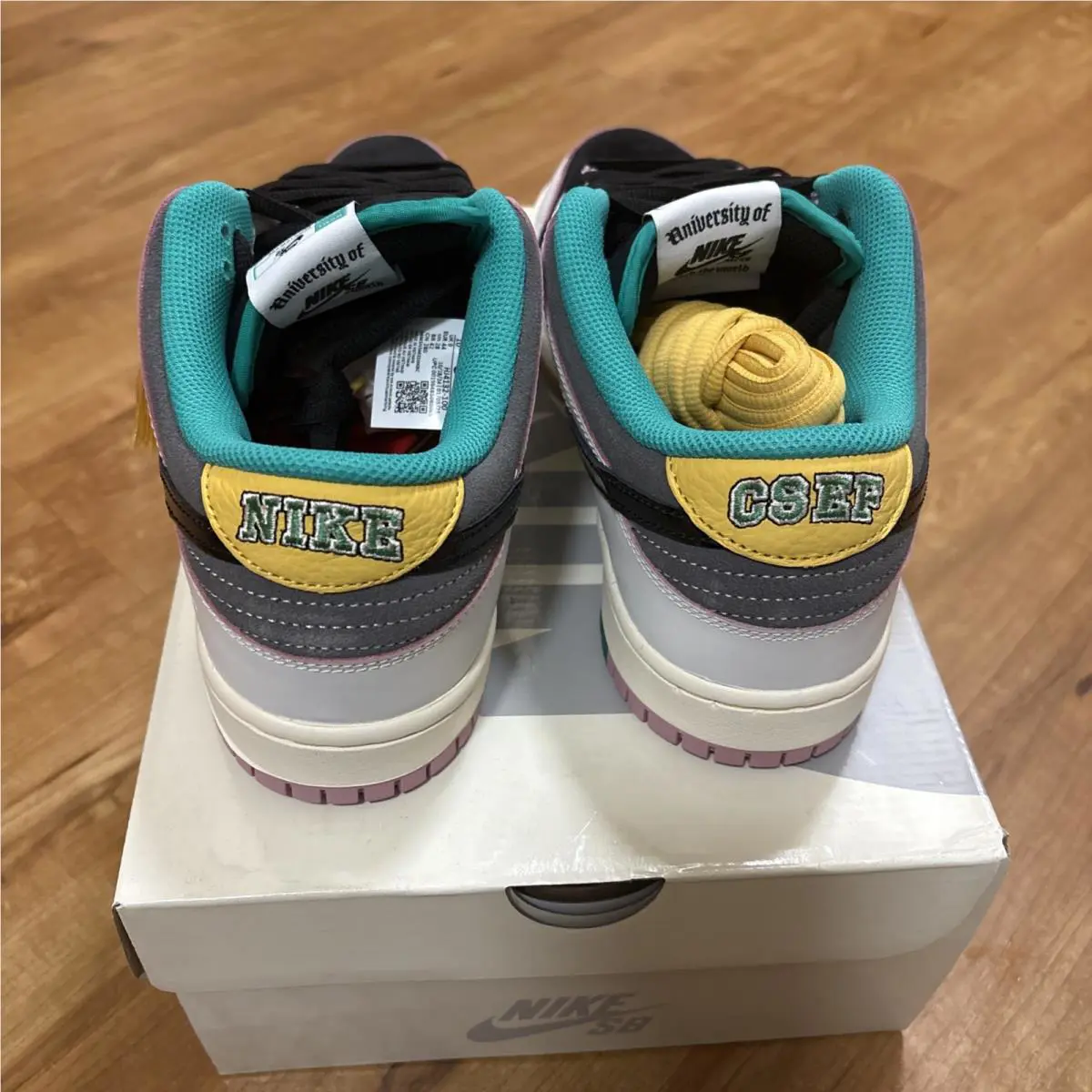 Nike shoes - Nike Dunk SB - Dunk - HJ4132-100 - White, Manufacturer: Summit White/Black/White/Iron Grey/Clear Emerald/Bucktan 5