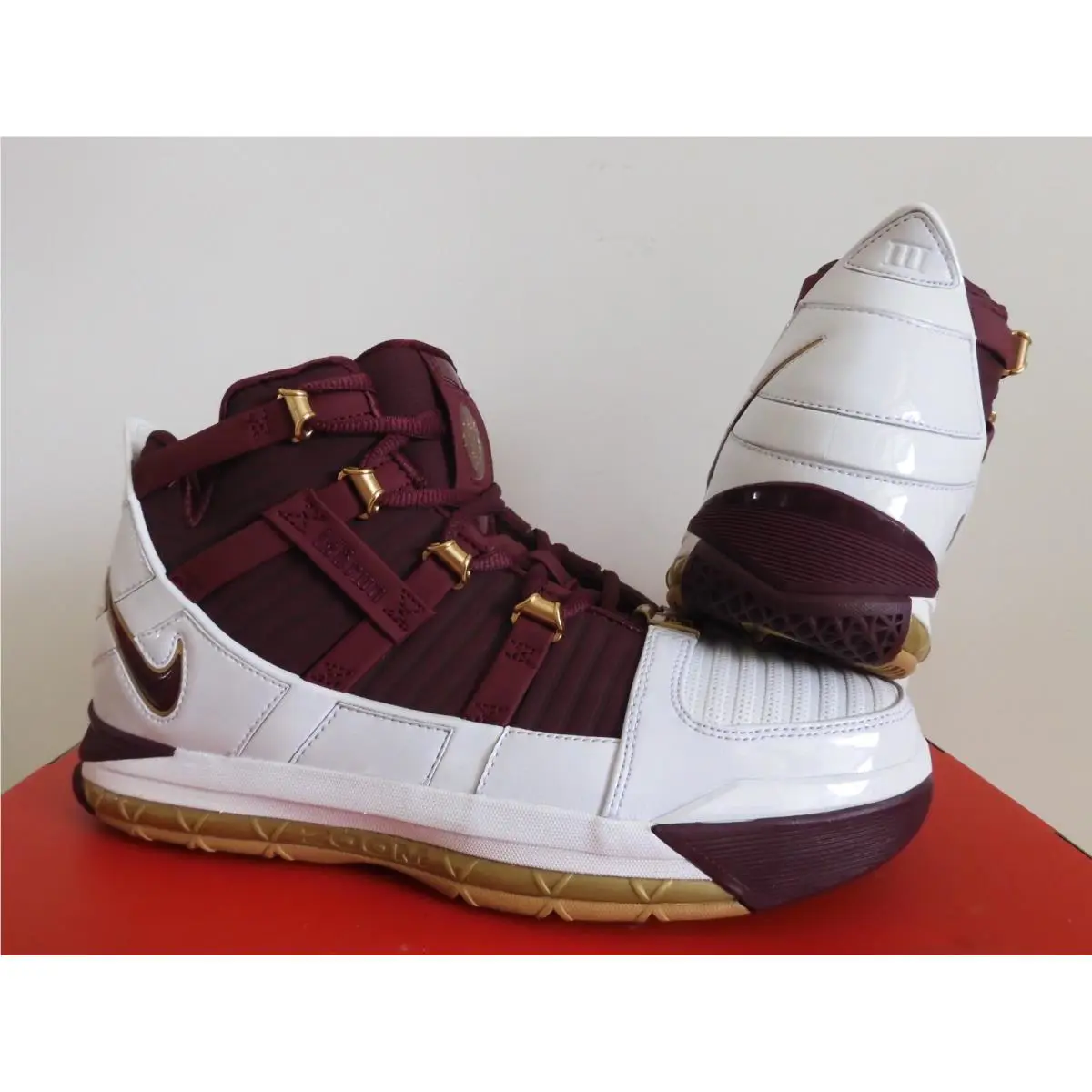 Nike shoes - Nike Zoom LeBron III - Zoom LeBron III - BQ2444-100 - White (UPC: 887231264353) 0