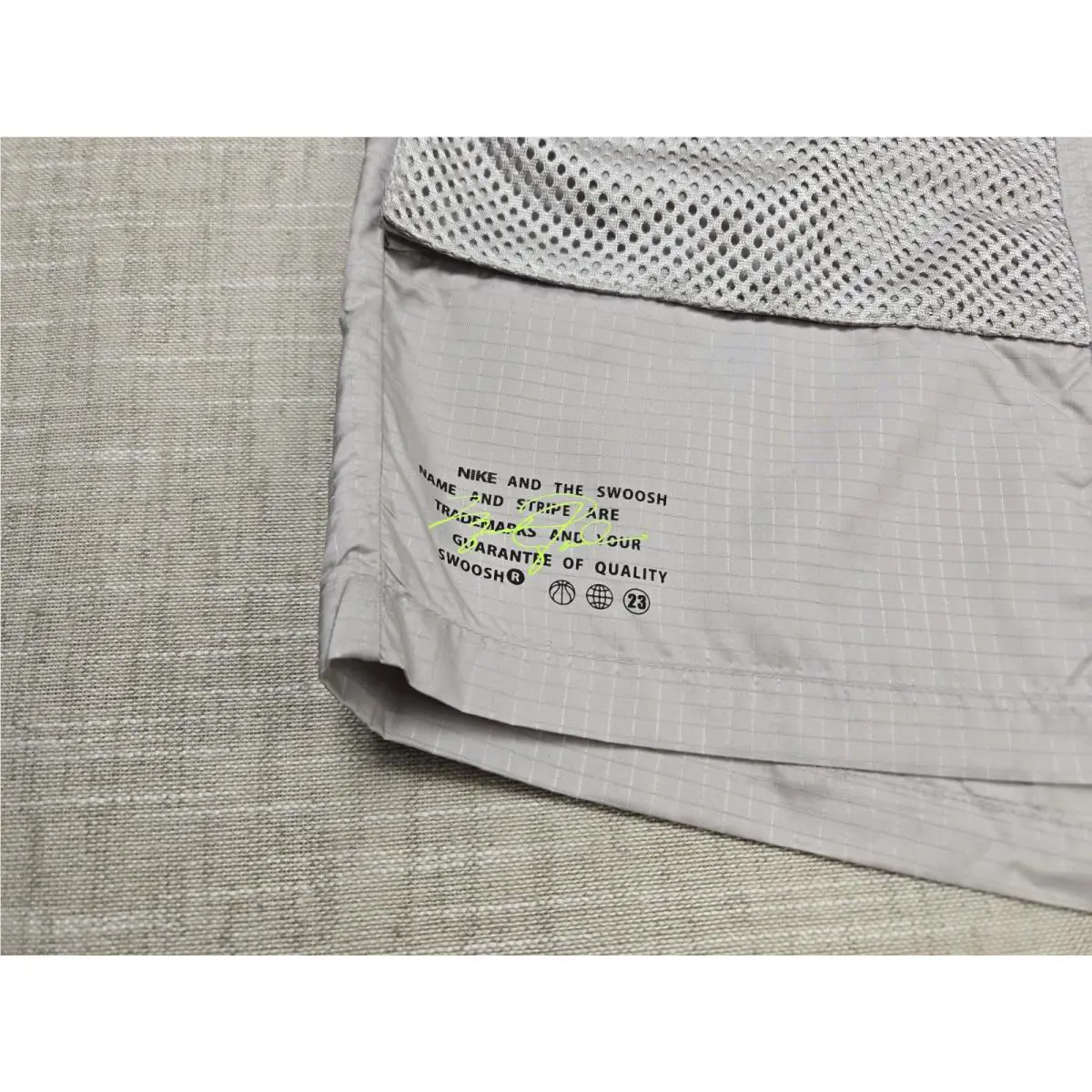 Nike clothing - Maroon Red Beige Black 7