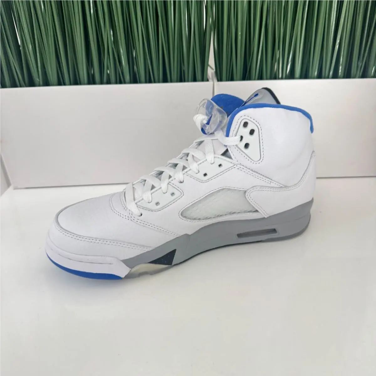 Nike shoes - Air Jordan 5 - Air - DD0587-140 - White 0