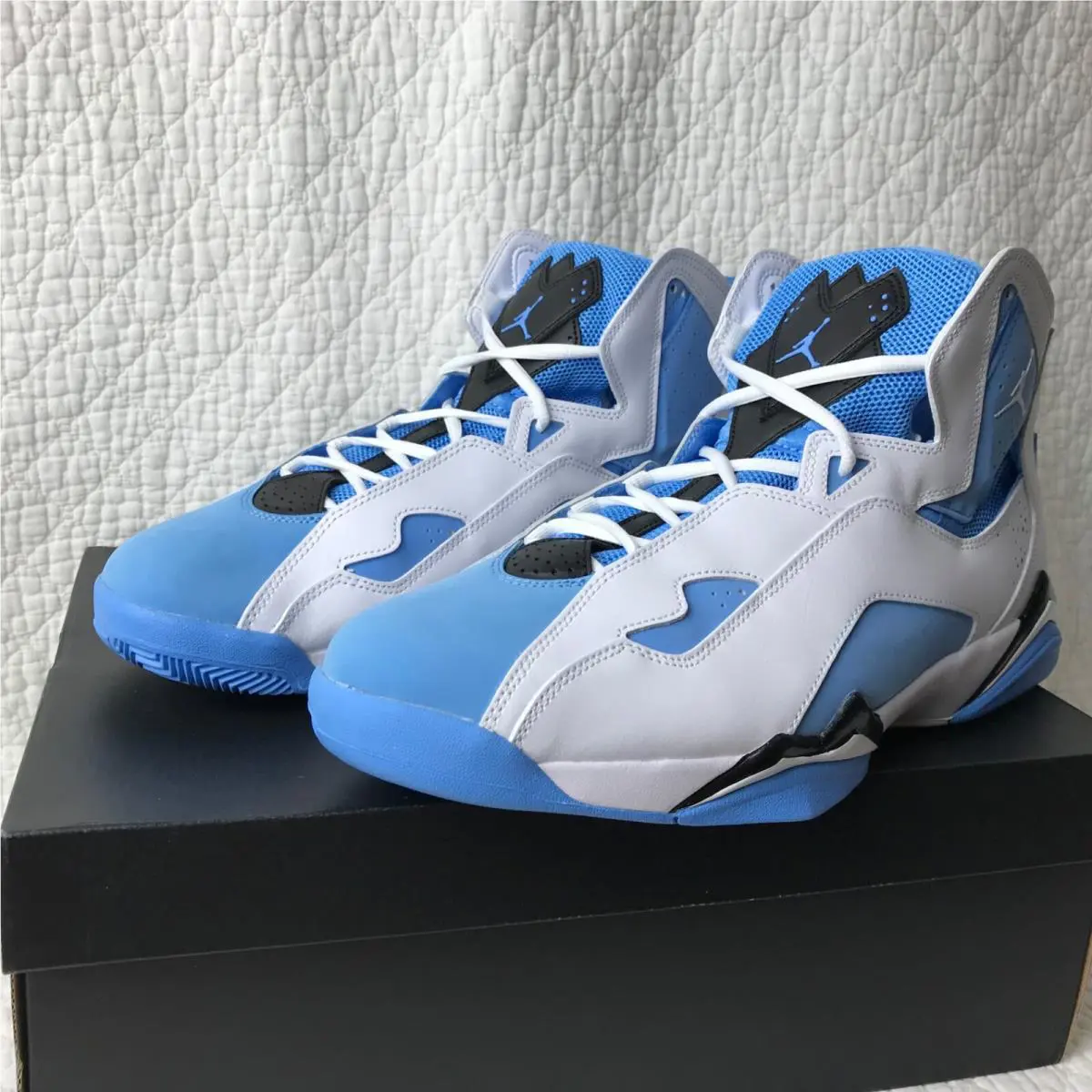 Nike shoes - Jordan True Flight - True Flight - 342964-140 - White University blue black 6