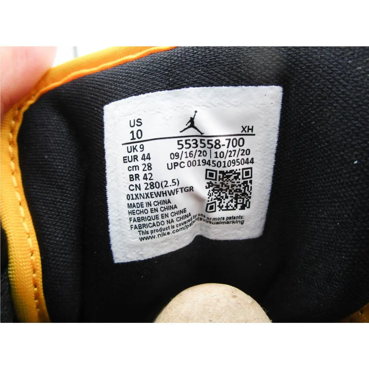 Nike shoes - Nike Air Jordan 1 - Air - 553558700 - Gold 6