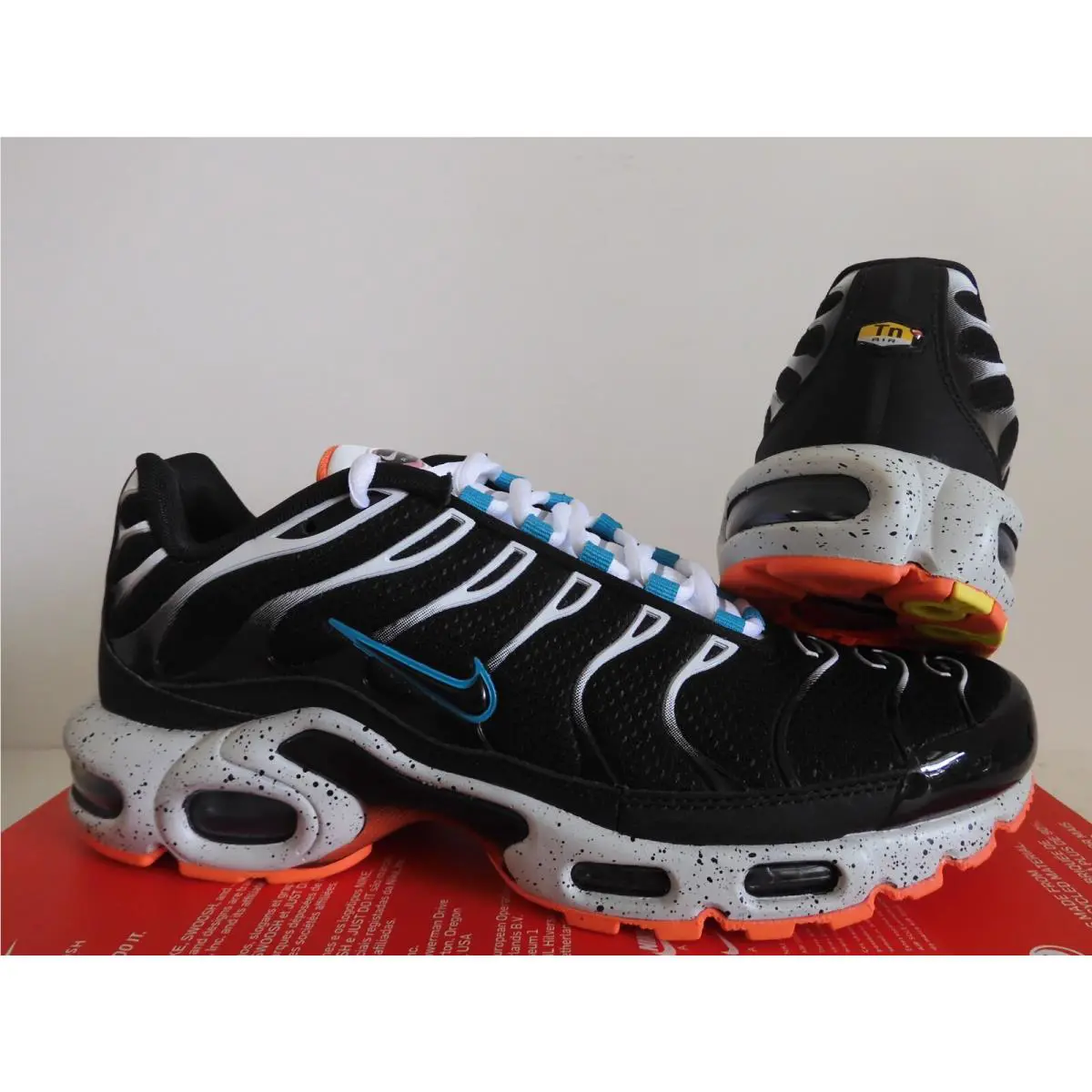 Nike shoes - Nike Air Max Plus - Air Max Plus - CZ1651-001 - Black (UPC: 194955612064) 0