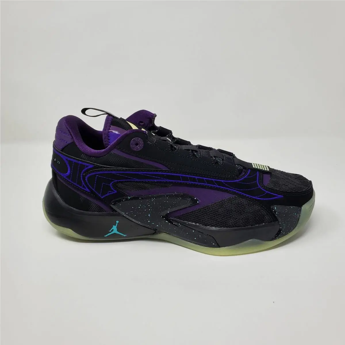 Nike shoes - Black 2