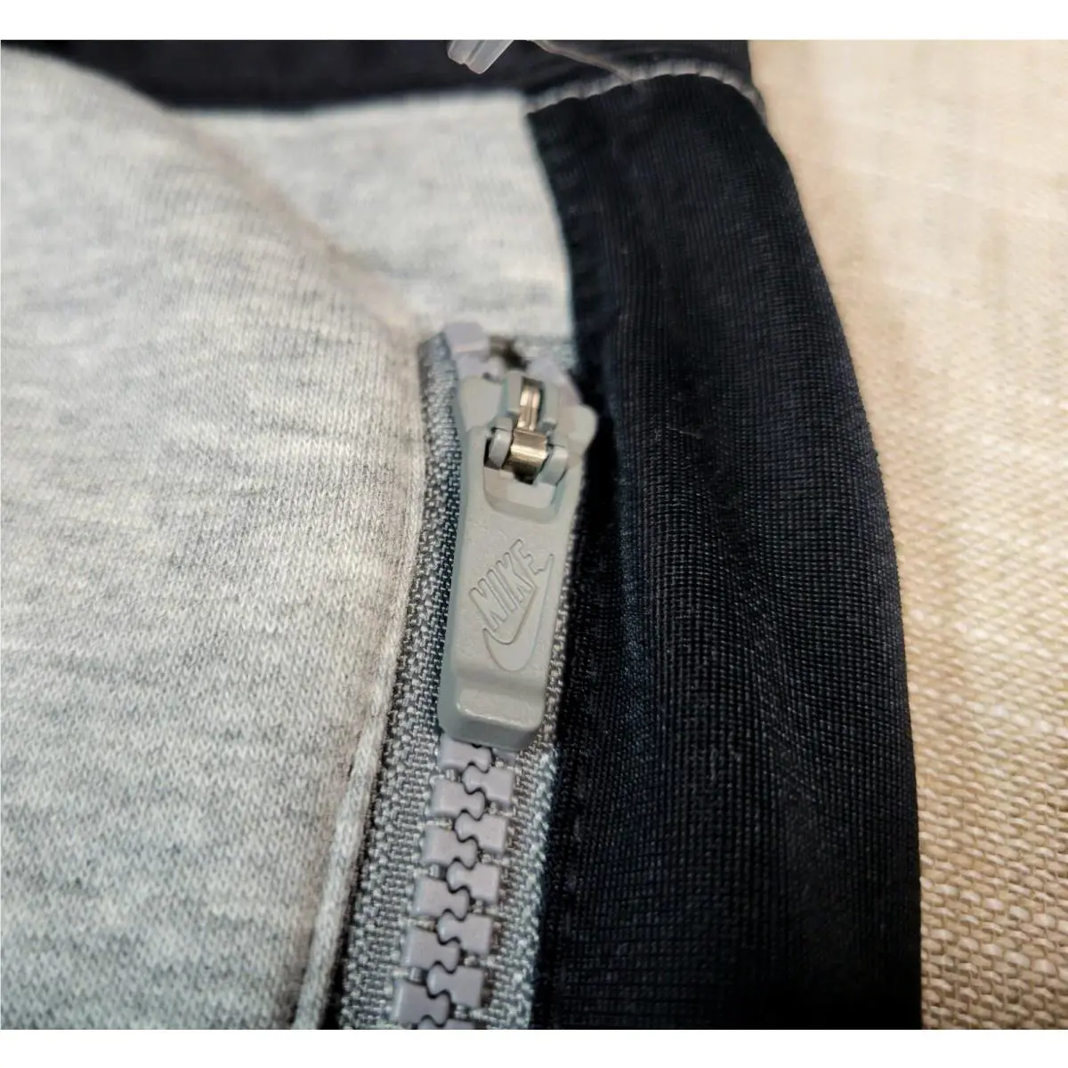 Nike clothing - DC2558-063 - DC2558-063 - Gray Black 4