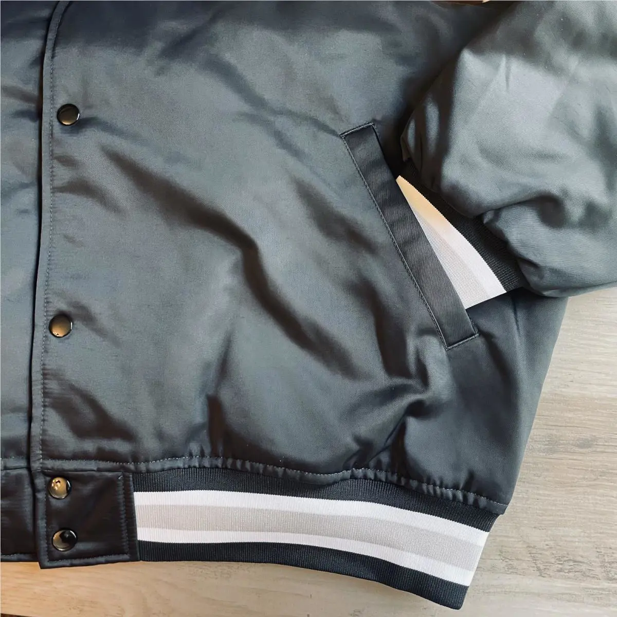 Nike clothing - Therma-Fit Authentic Dugout Jacket - Authentic Dugout Jacket - DX0658010 DX0658 010 - Black (UPC: 196155001020) 2