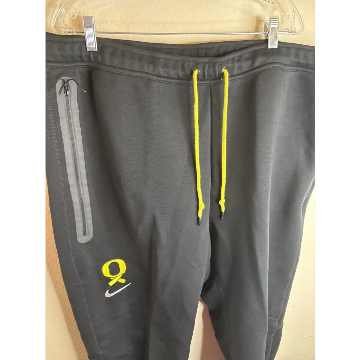 Nike clothing - Black 1