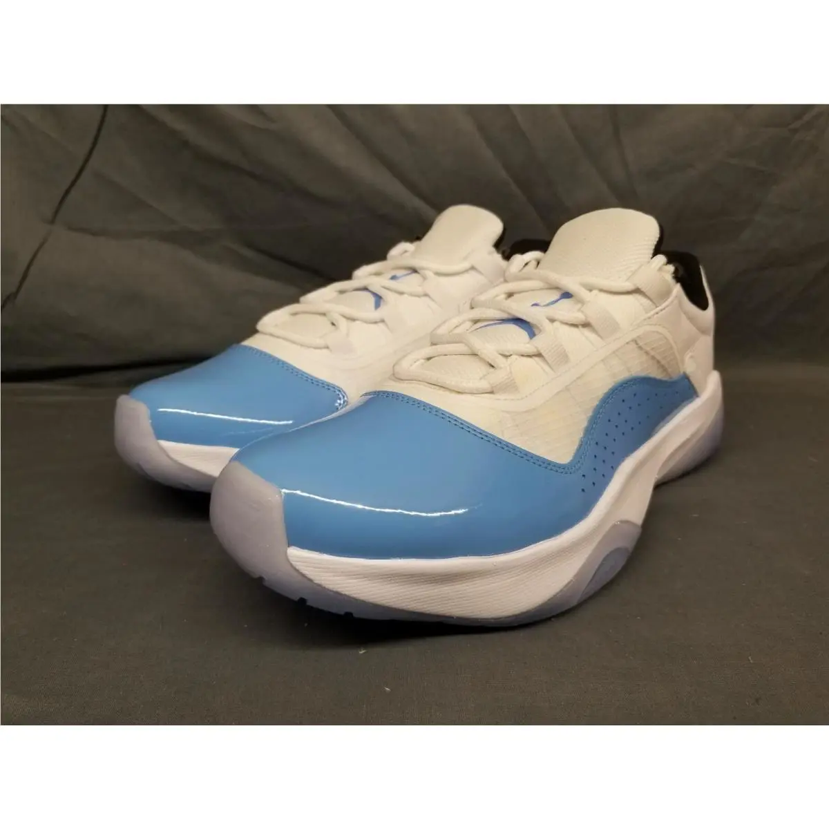 Nike shoes - Air Jordan 11 CMFT Low (GS) - CZ0907-114 - White 3