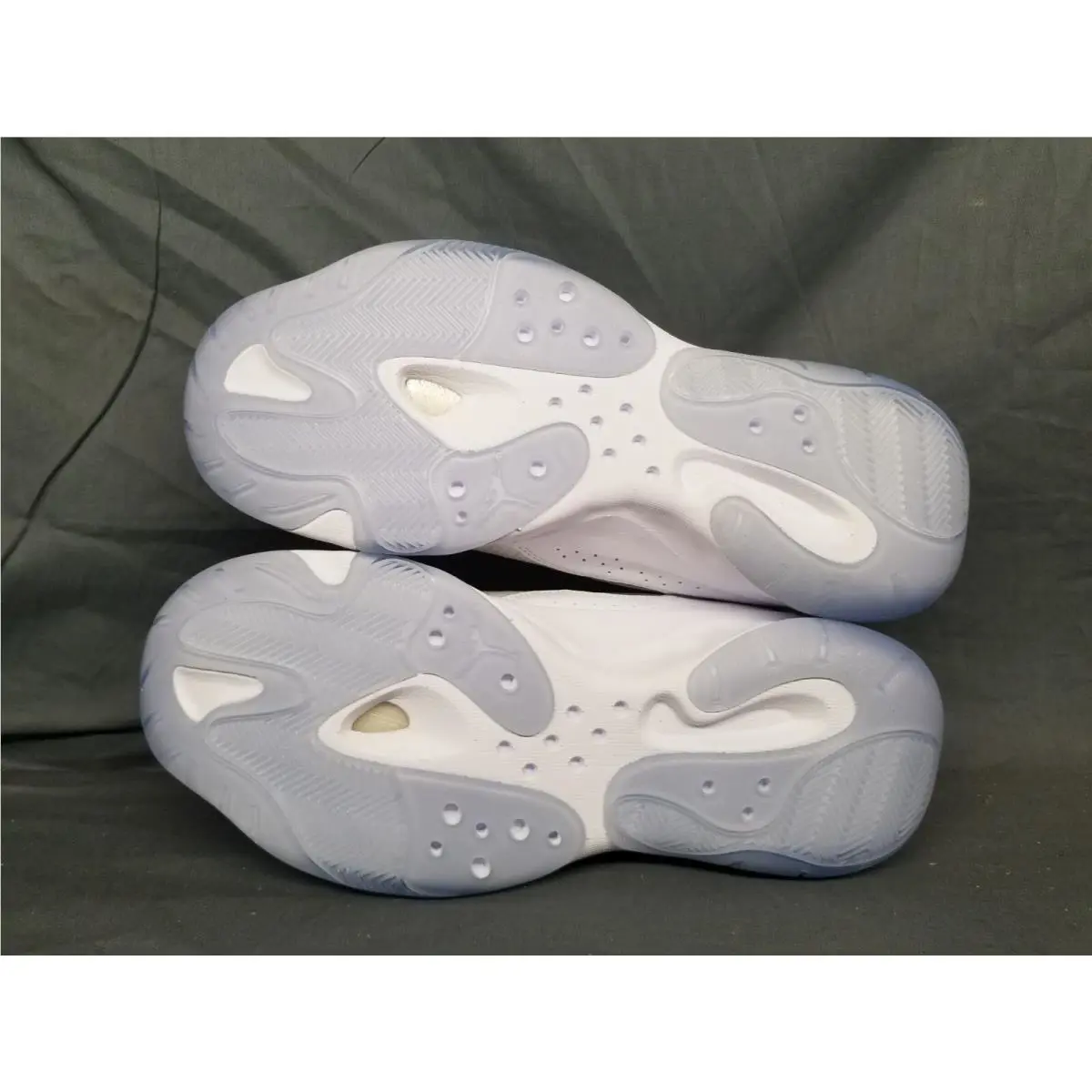 Nike shoes - Air Jordan 11 CMFT Low (GS) - CZ0907-114 - White 6