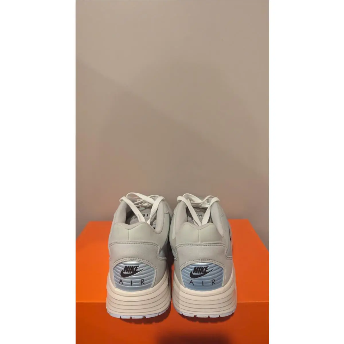 Nike shoes - Nike Air Max Solo - Air Max Solo - Light Silver/Summit white 2