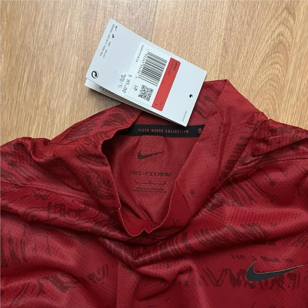 Nike clothing - Nike Tiger Woods Dri Fit ADV Mock - DJ6842 - Sunday Red Black 11