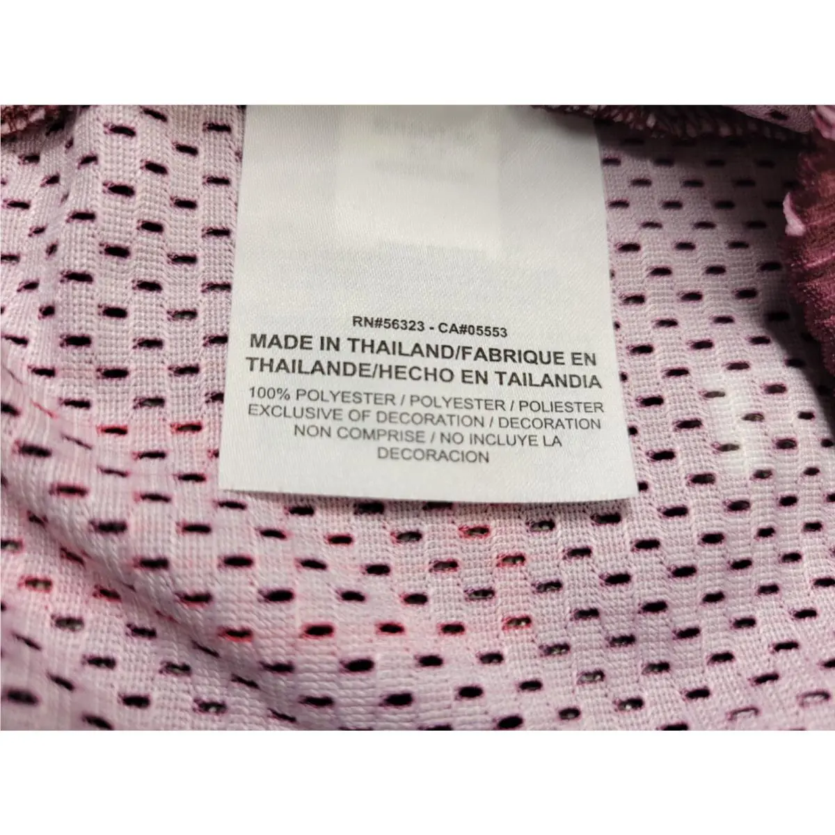 Nike clothing - NIKE Air Jordan GFX - Air GFX - AO9585-681 - Maroon Red White 12