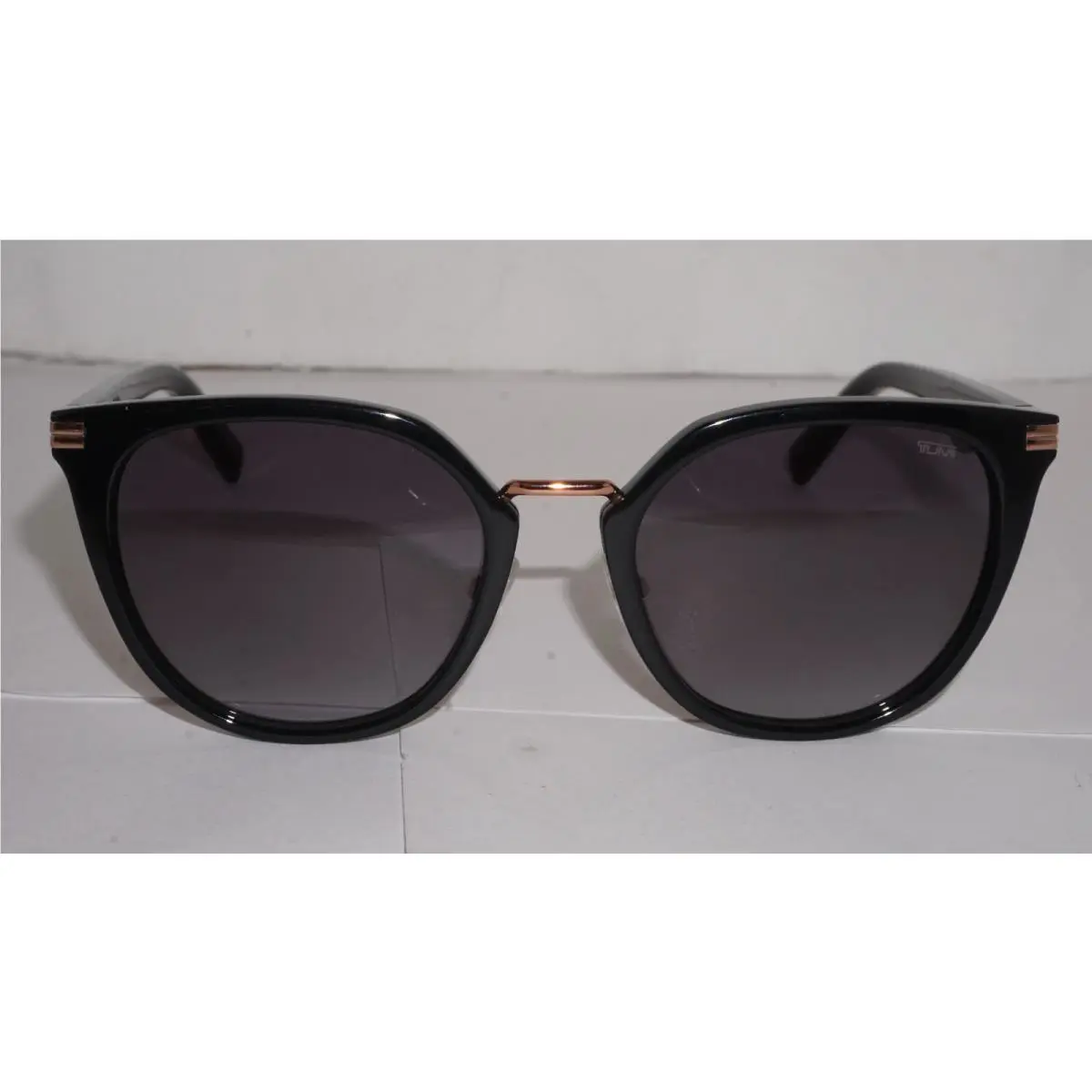 Tumi Sunglasses Black Gold Grey STU004 Col 0700 52 19 140