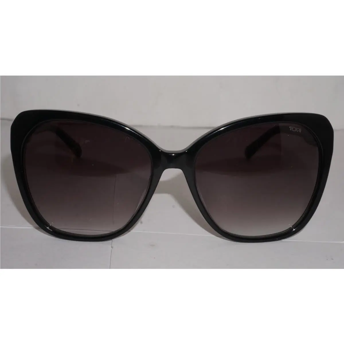 Tumi Sunglasses Black Grey STU502 Col 0700 58 17 140