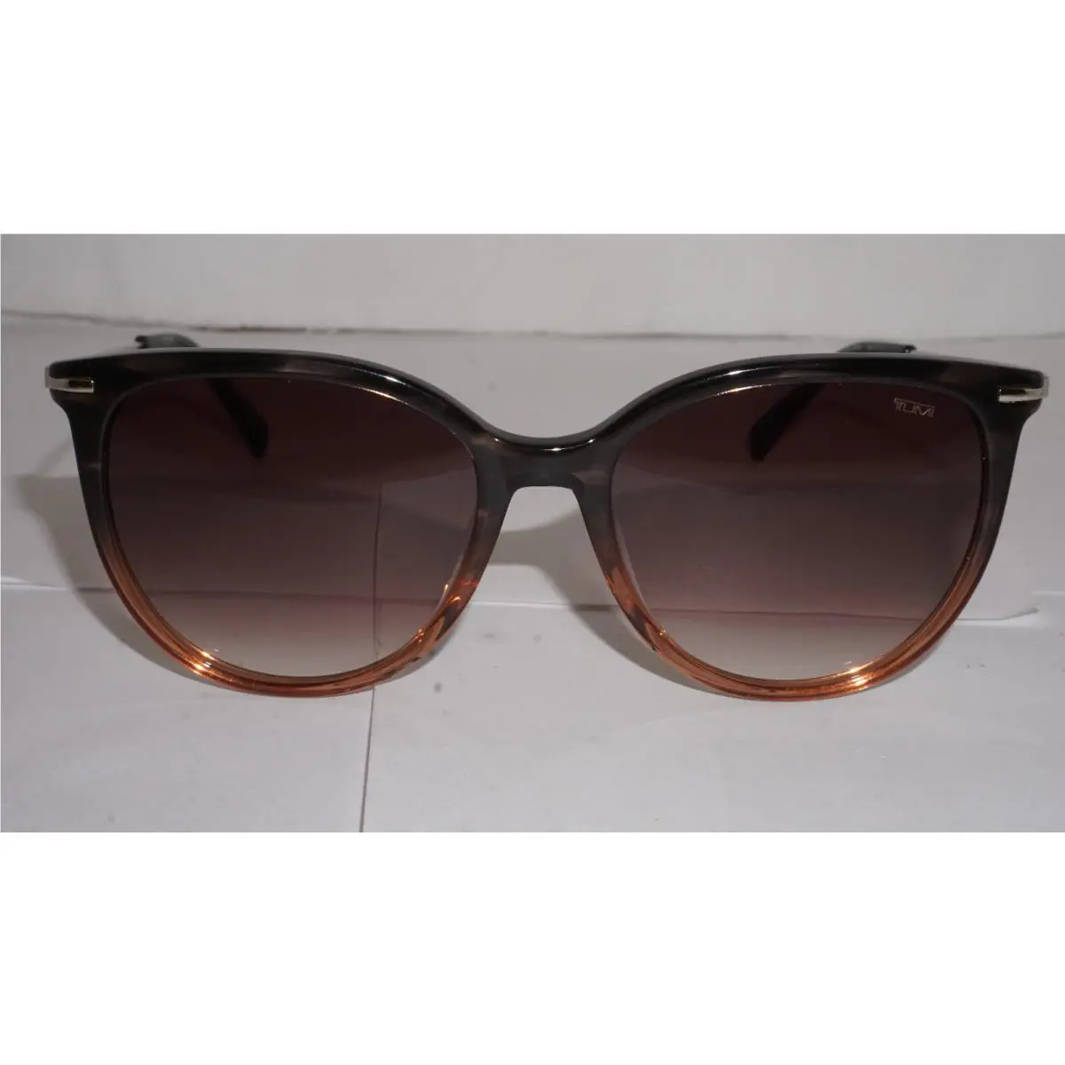Tumi Sunglasses Brown Gradient Brown STU504 Col 0940 54 17 140