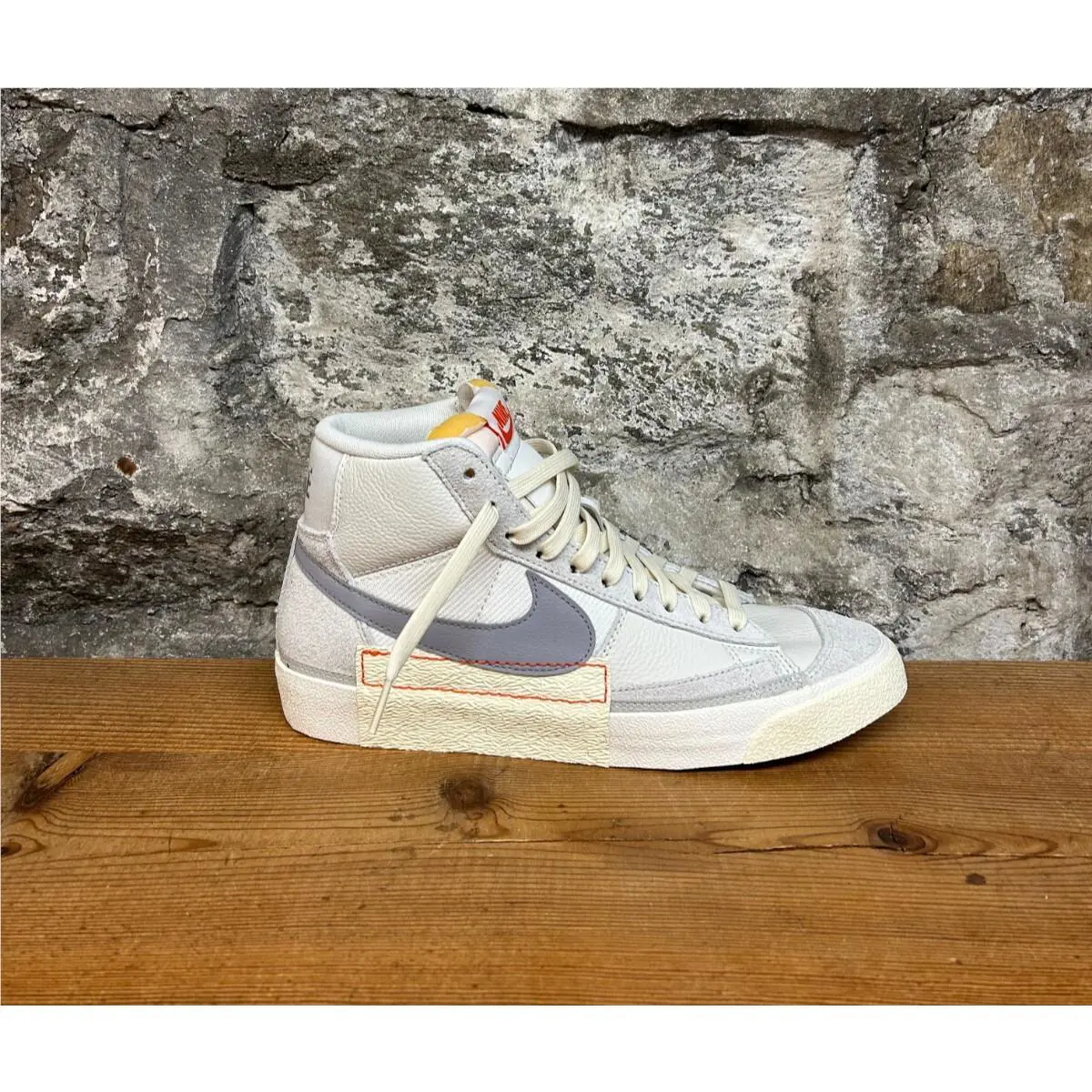 Nike shoes - Blazer Mid Pro Club - Blazer Mid Pro Club - DQ7673-104 - Off White 4
