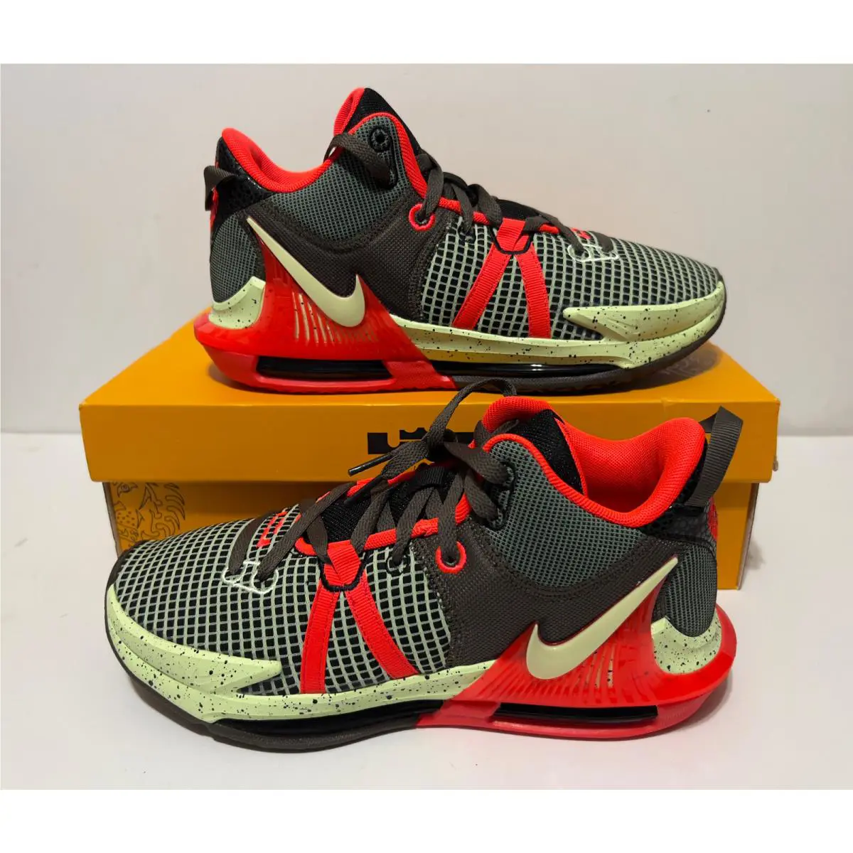 Nike shoes - Black/Bright Crimson/Alligator/Barely Volt 4