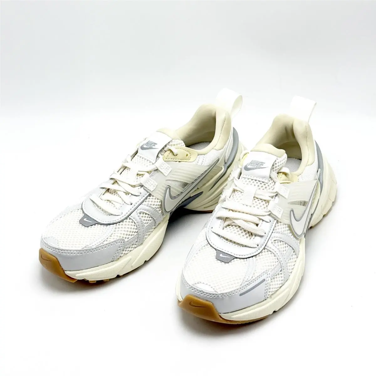 Nike shoes - Nike V2K Run - Run - FD0736-104 - Beige 0