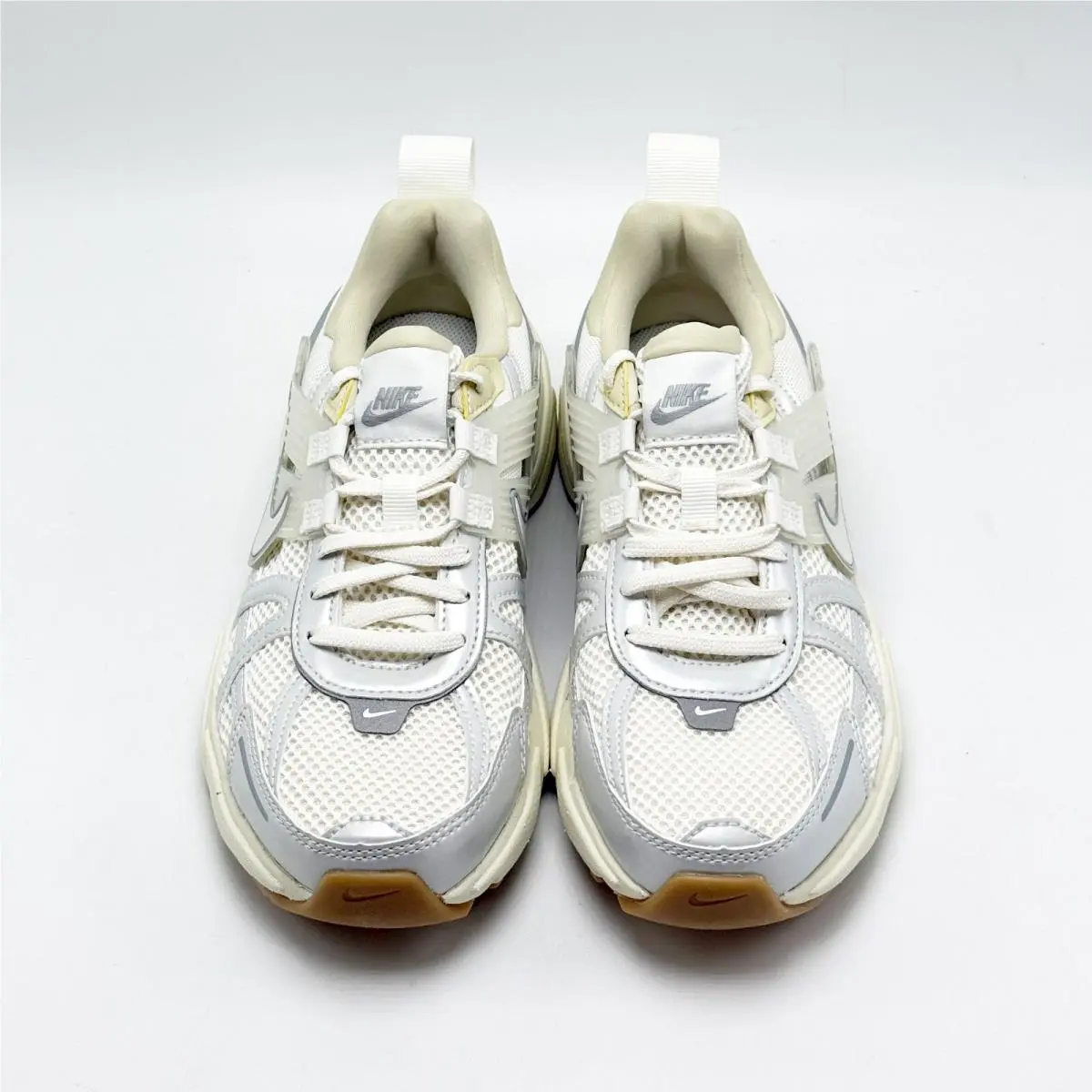Nike shoes - Nike V2K Run - Run - FD0736-104 - Beige 1