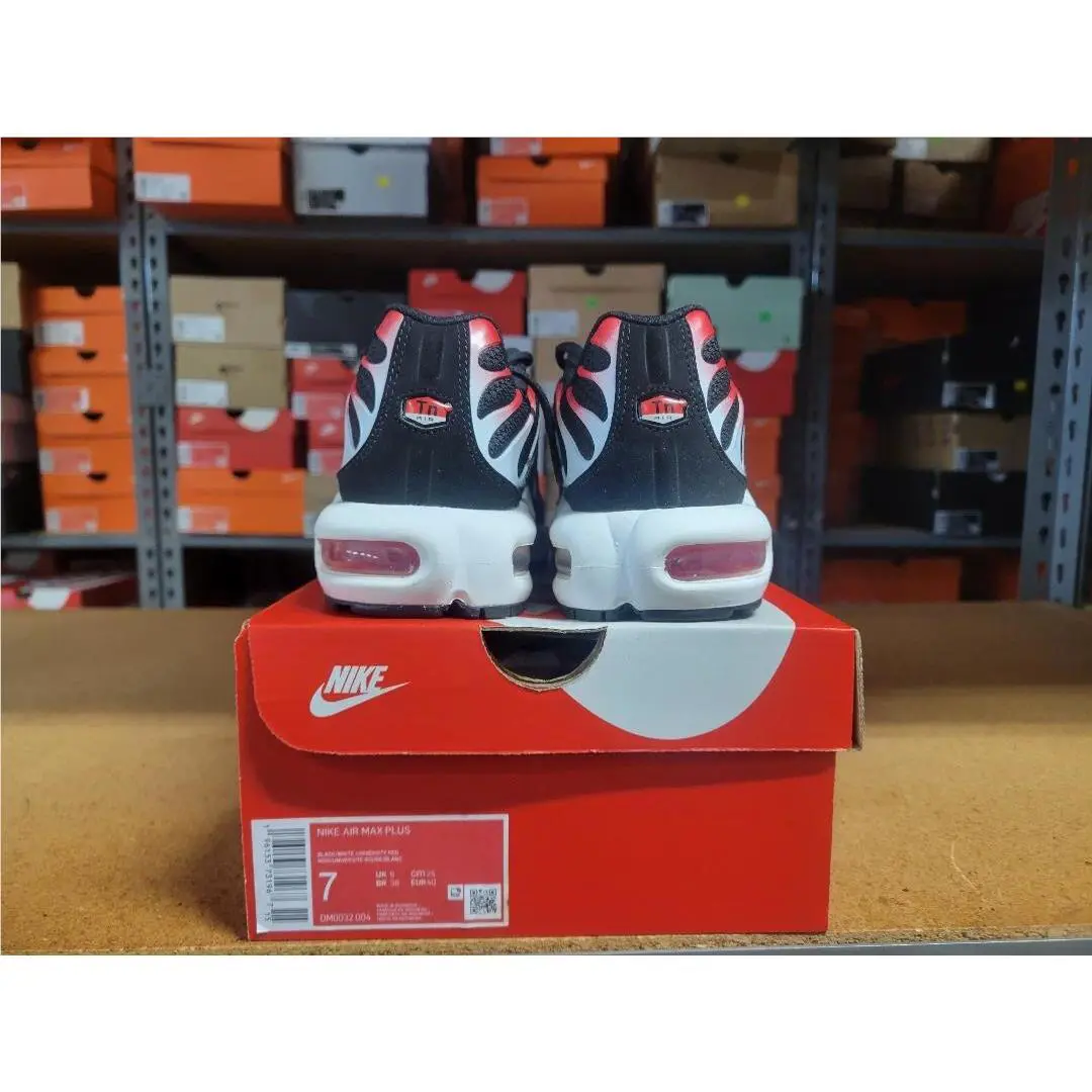 Nike shoes - Nike Air Max Plus - Air Max Plus - DM0032-004 - Black White University Red 3
