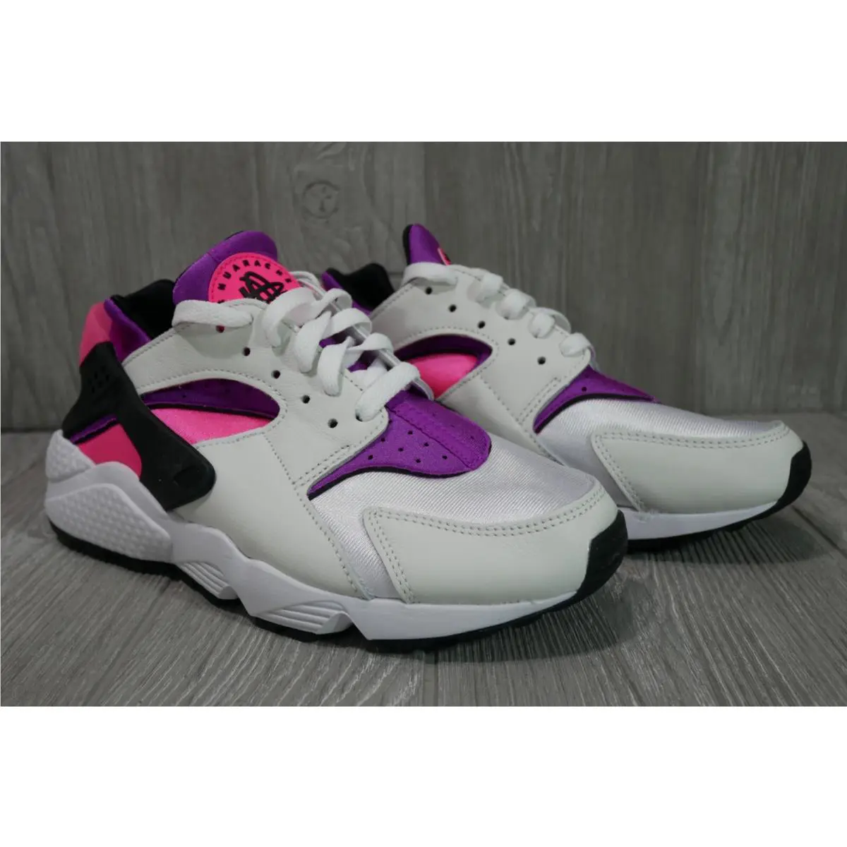 Nike shoes - Multicolor 1